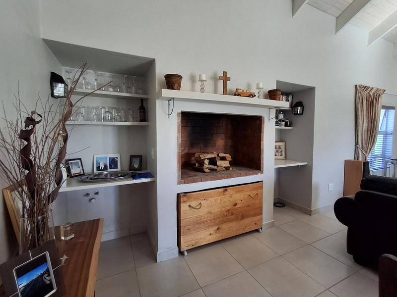 3 Bedroom Property for Sale in Britannia Bay Western Cape